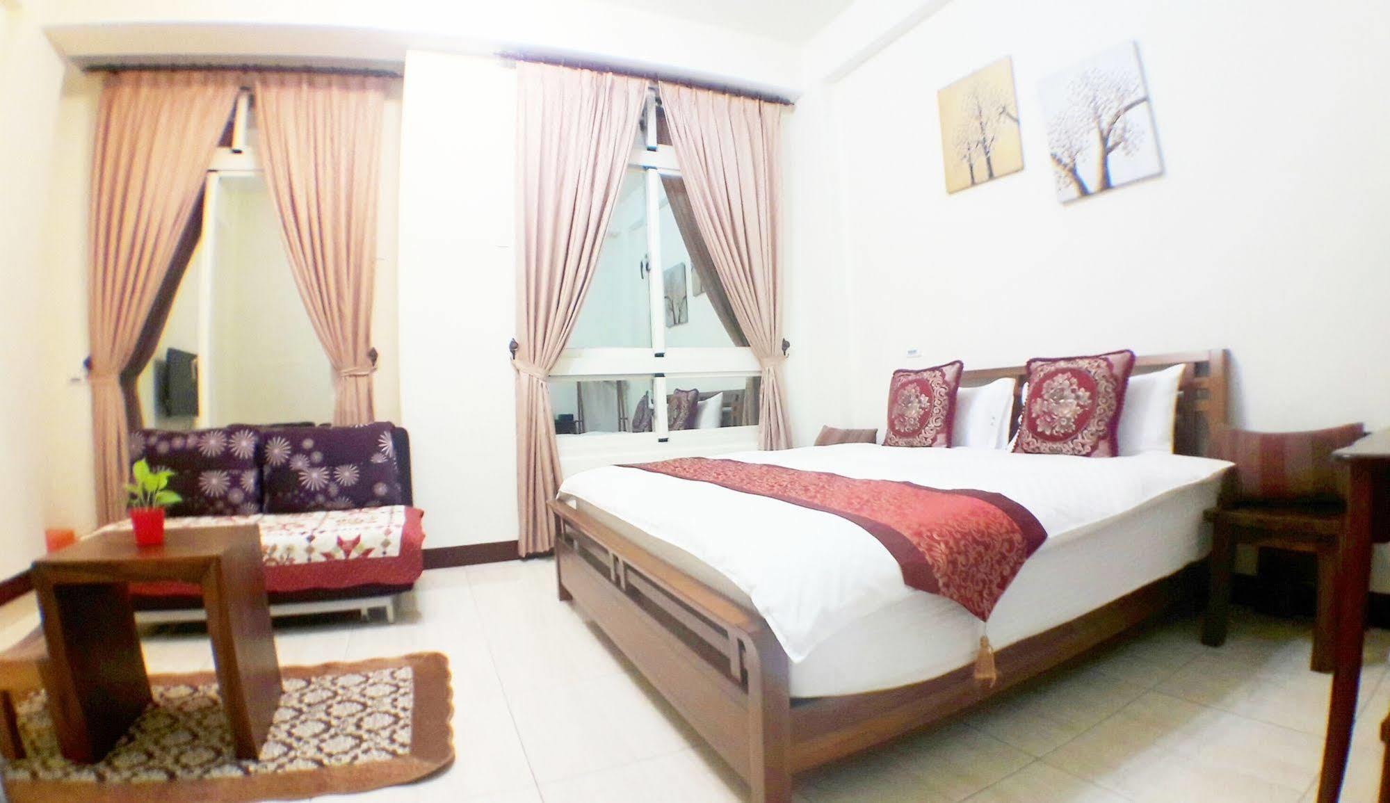 Encounter Hostel Хуалянь Экстерьер фото