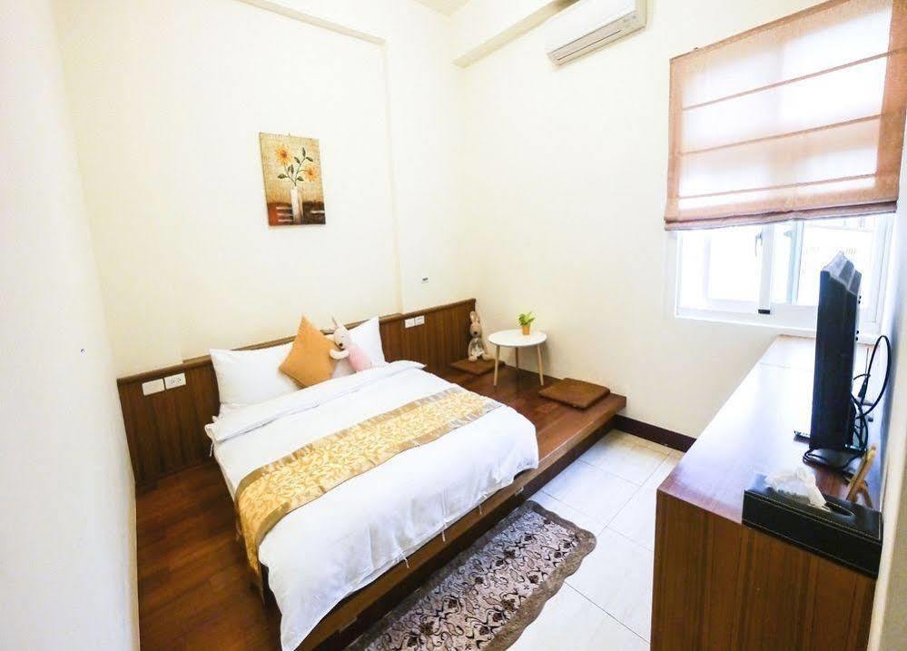 Encounter Hostel Хуалянь Экстерьер фото